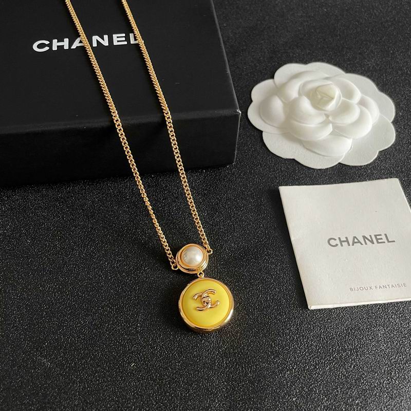 Chanel Necklace 06yxs127